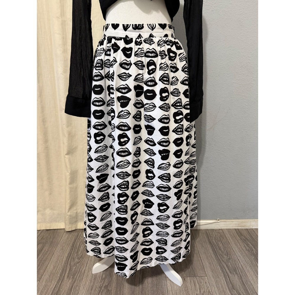 Novelty Maxi Skirt Size 2 Lips Print Black White High Waist Statement Korea Made - Picture 12 of 16